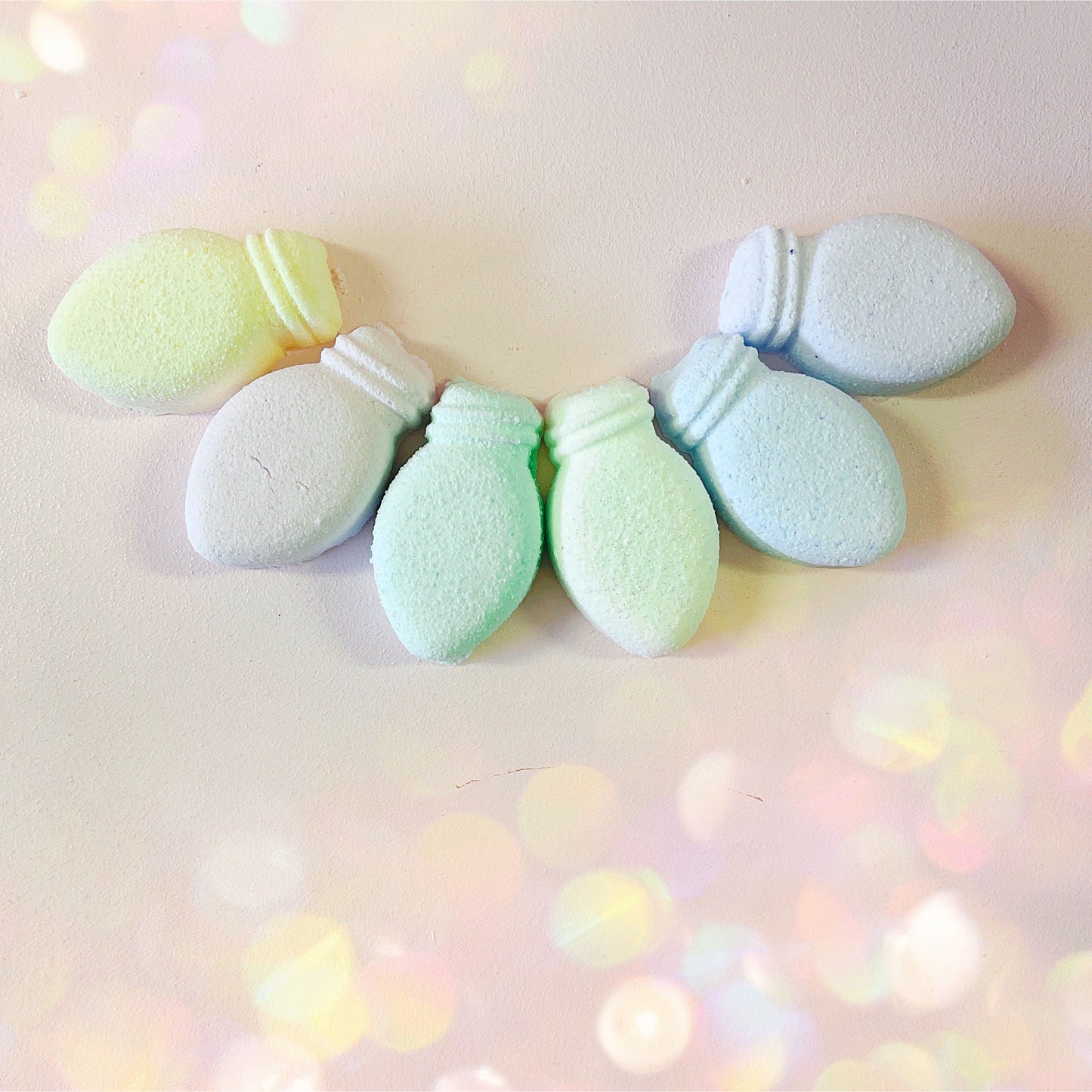 Merry & Bright Mini Foaming Bath Bombs